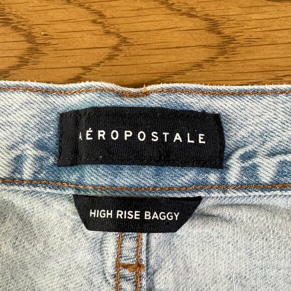 Aeropostale Womens High Rise Baggy Denim Jeans Light Wash‎ Size 14 Short - Picture 4 of 6